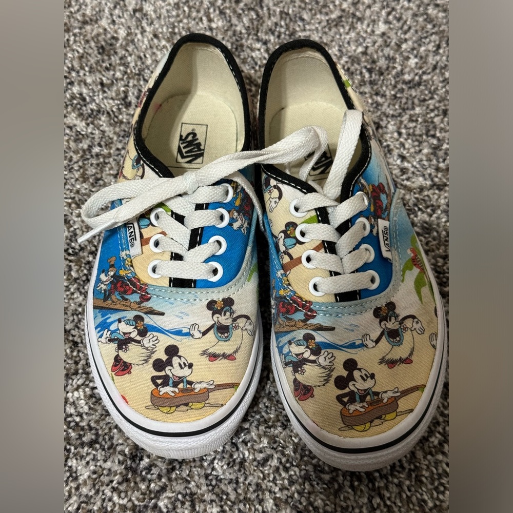 Vans x Disney Aloha Micky and Minnie Sneaker - Kids Size 1.5